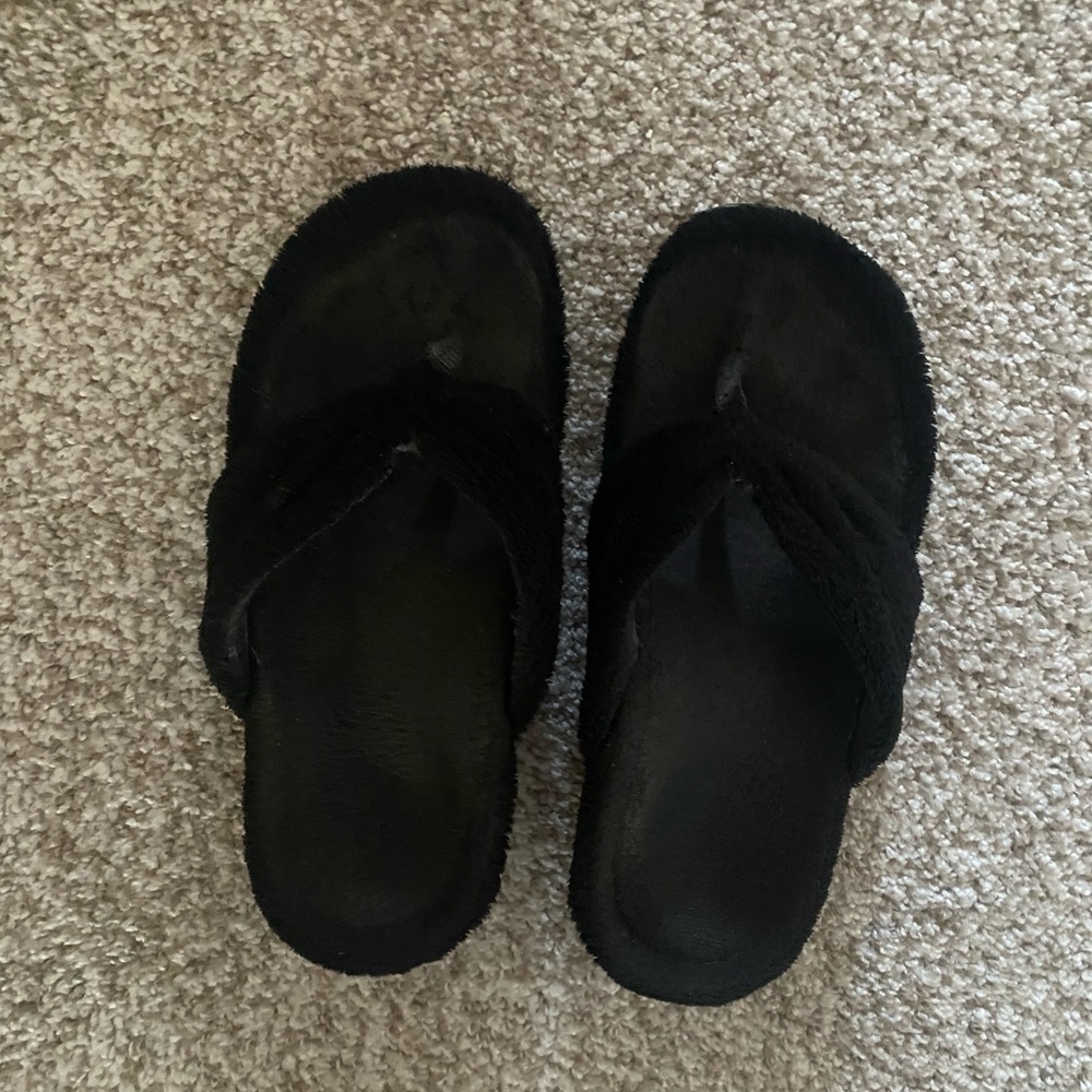 Vionic Gracie Thong Slipper size 6